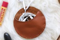 Effortless Elegance: A Leather Headphone Wrap DIY