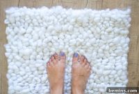 Craft a Cozy Bath Mat in Under an Hour