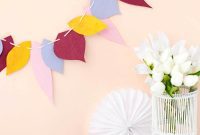 Vibrant Autumn Leaf Garland