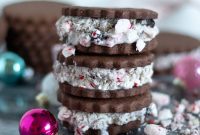 Holiday Peppermint Dream Sandwiches