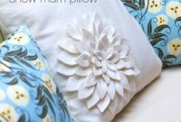 Amy Butler’s Snuggly Snow Mum Pillow: A Free Sewing Project