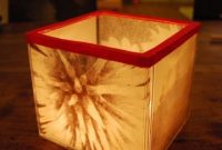 Recycled Jewel Case Lamp: A Fresh Take