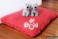 DIY Festive No-Sew Dog Bed