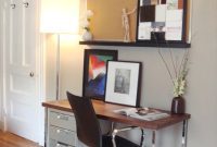 Creating a Stunning Walnut Desk: A Modern DIY Project