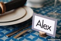 Easy DIY Twig Place Card Holders