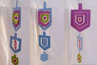 Inspiring DIY Hanukkah Decor