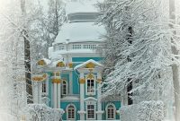 From Snowdrift to Majesty: Enchanting Escapes in Winter