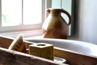 Crafting Comfort: A DIY Bath Caddy from Reclaimed Wood
