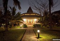 Transform Your Garden with Brilliant Uplighting Designs