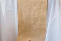 10 Ingenious DIY Table Runner Ideas