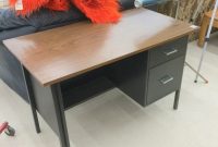 Thrift Store Desk Transformation: A DIY Delight