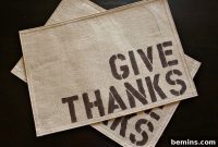 Stylish Thanksgiving Table: 20 DIY Textile Ideas