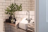 Stylish Storage Solutions: Maximizing Space in 10 Small Bathrooms