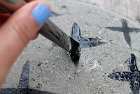 DIY Concrete Stepping Stones: A Creative Garden Path Project