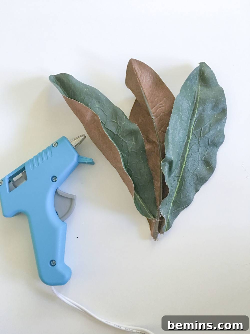 Gluing single leaves together