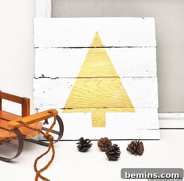 DIY Holiday Decoration Idea: Scrap Wood Christmas Tree