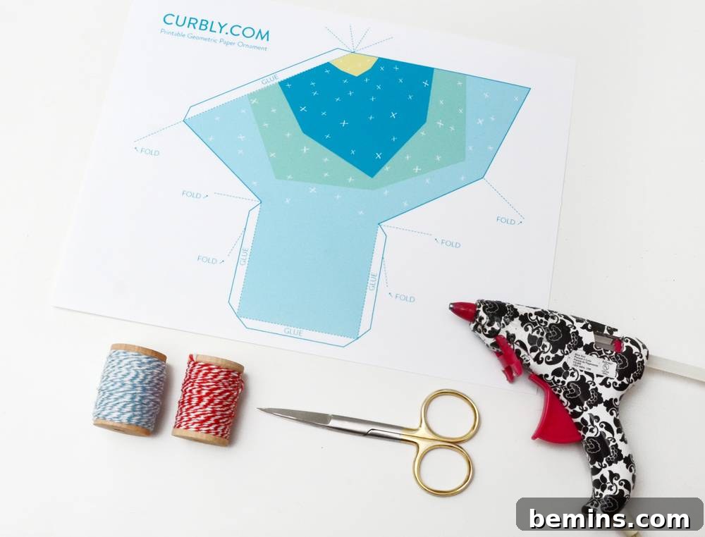 Simple Geometric Paper Ornament DIY 4 Materials for Geometric Paper Ornament DIY