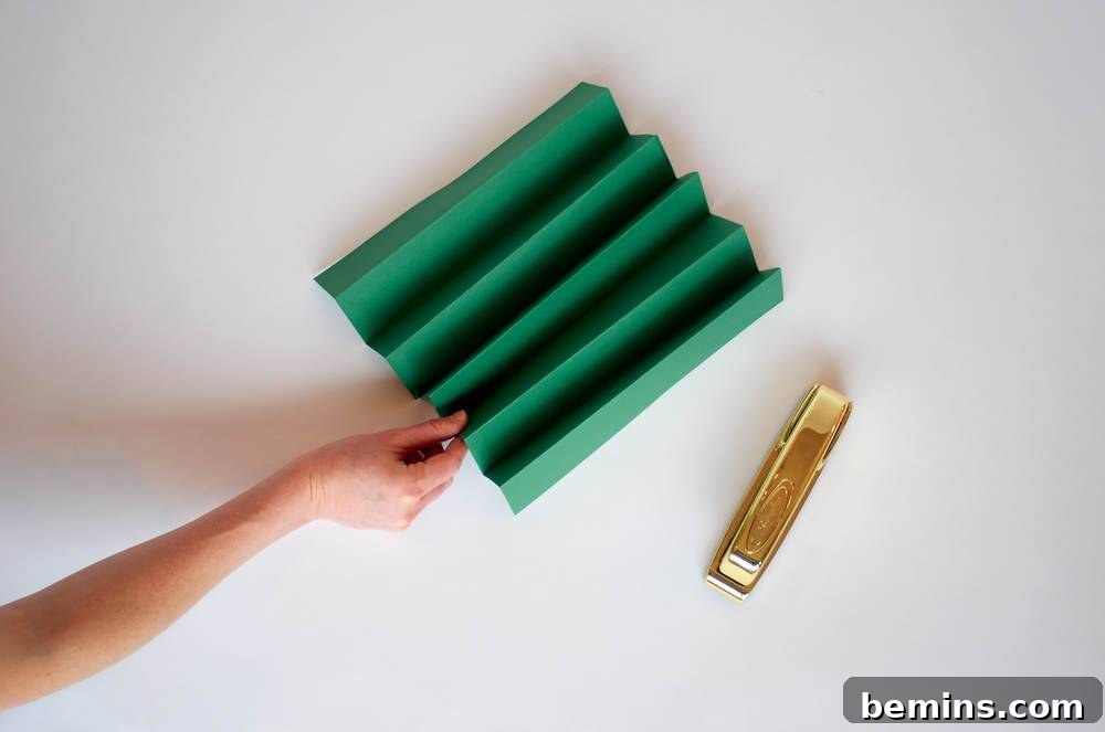 Connecting Accordion Folds