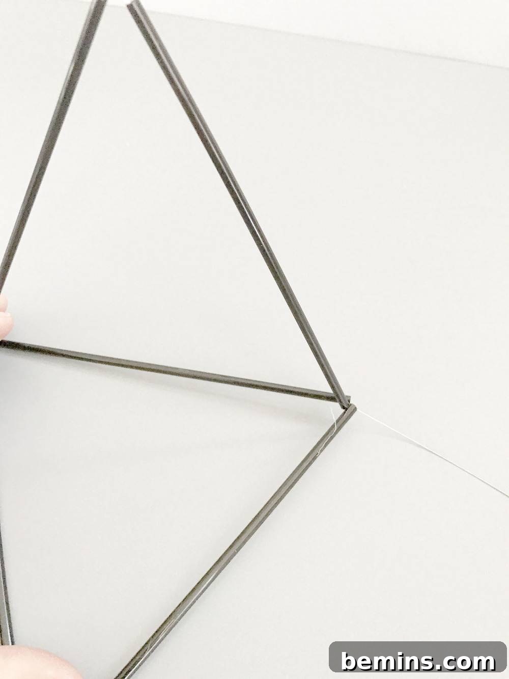 Elegant Echoes: Simple Christmas Himmeli 9 Connecting the sides of the triangle
