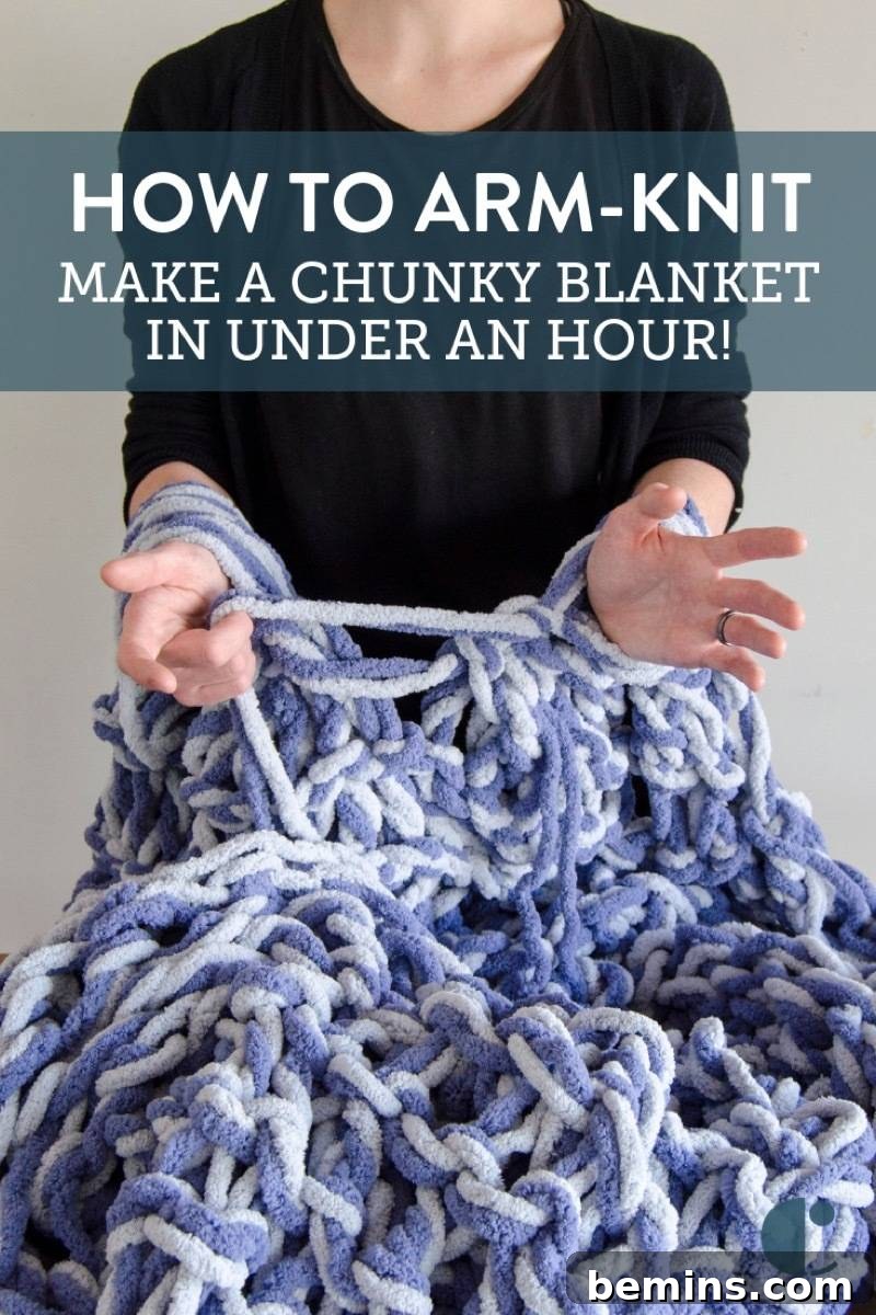 Arm knitting a chunky blanket