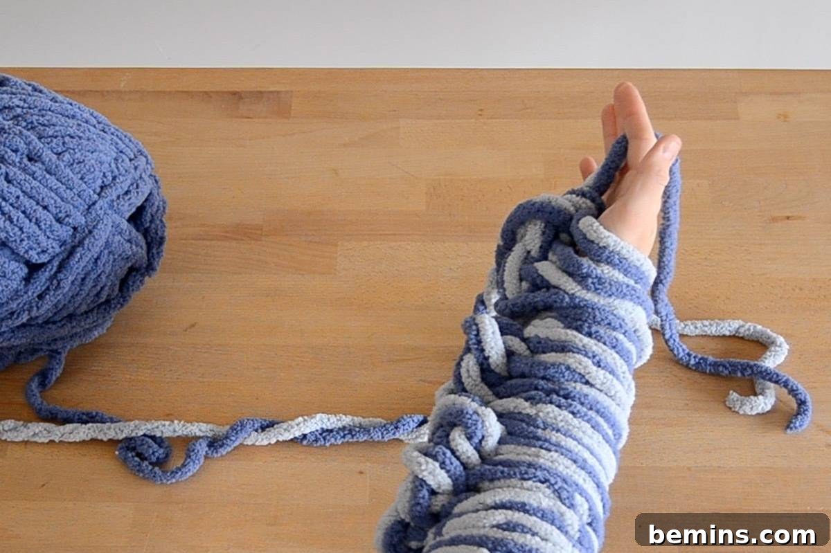 Cast on 34 stitches