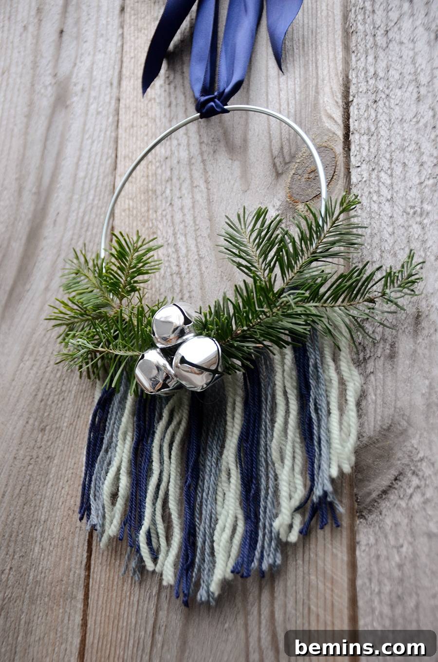 Different Color Schemes for Your Yarn Wreath