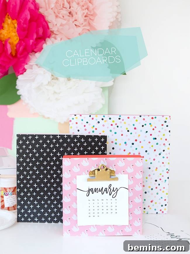 Damask Love Printable Clipboard Calendar