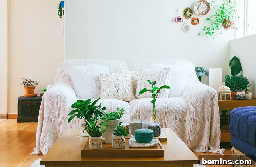 Spruce Up Your Space: 10 Fresh Green Decor Ideas 9 Indoor Plants: Natural Green Decor