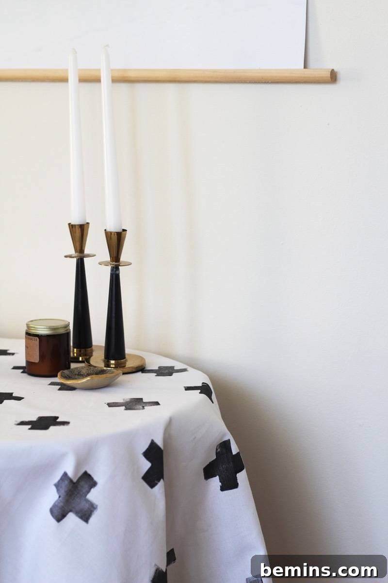 How to stamp a tablecloth