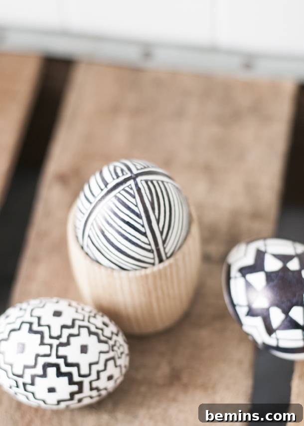 50 Creative Easter Egg Decorating Ideas 17 Black and White Graphic Easter Eggs
