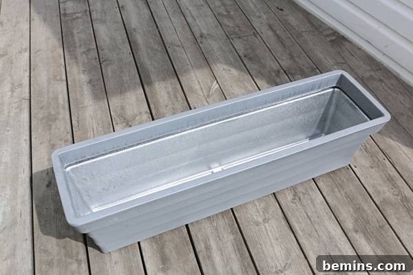 DIY Modern Flower Box