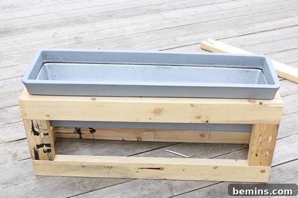 DIY Modern Flower Box