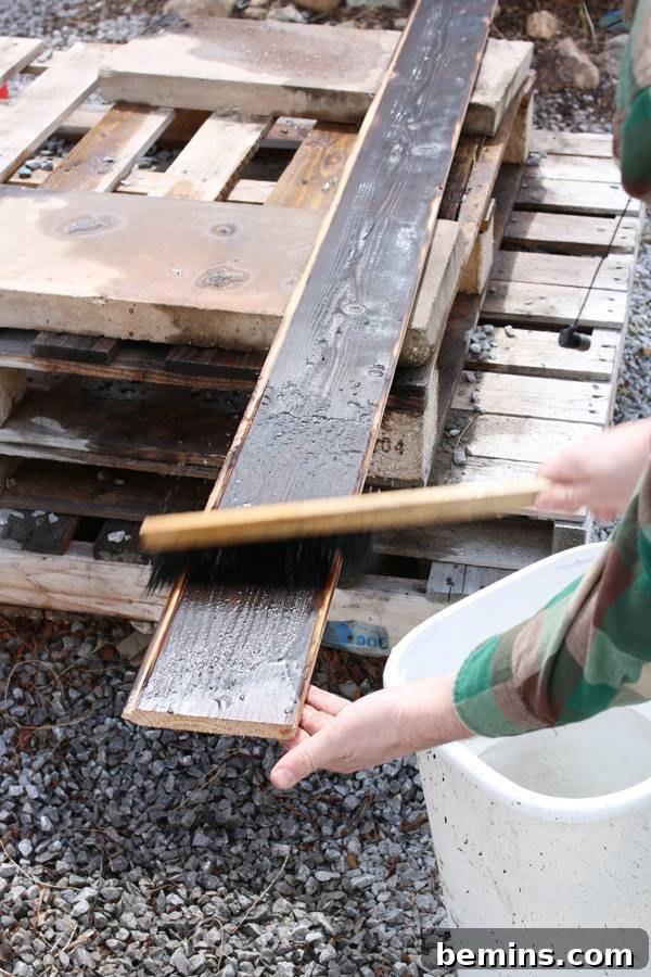 DIY Modern Planter Box