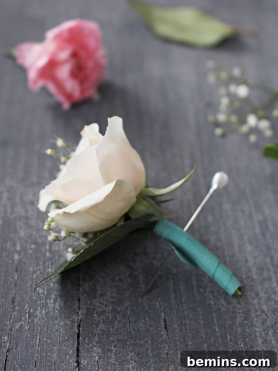 DIY boutonniere