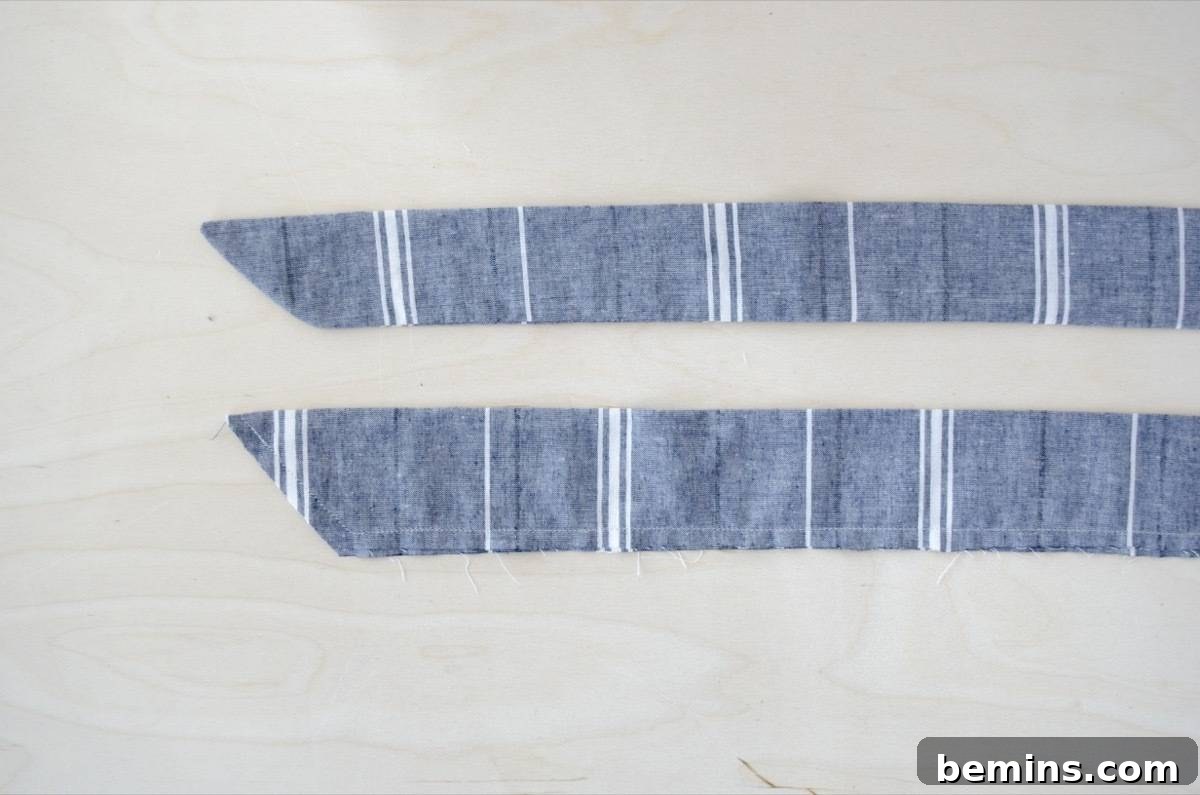 Half apron tutorial: Stitch the straps at an angle