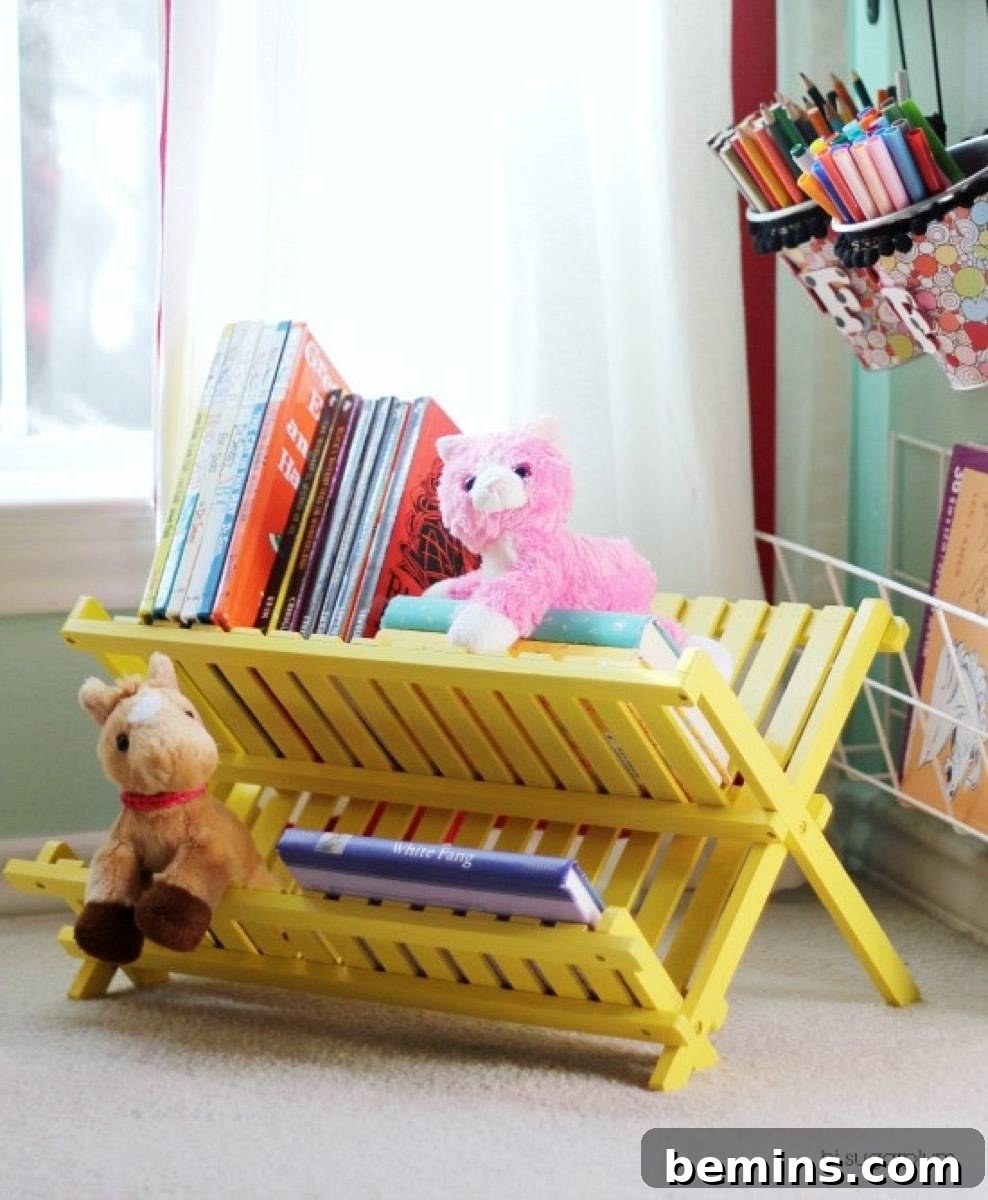 75 DIY Decor Projects to Delight Your Kids 28 Book Caddy