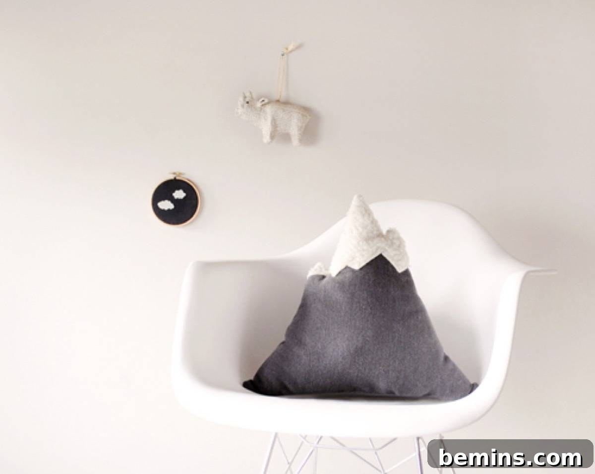 75 DIY Decor Projects to Delight Your Kids 46 Mountain Top Pillow