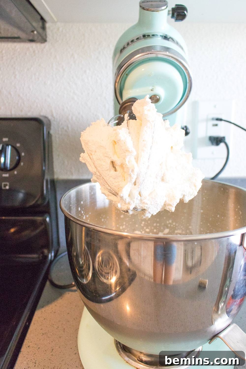 Machine-Free Peach Ice Cream Delight 5 Whipping Heavy Cream for Ice Cream