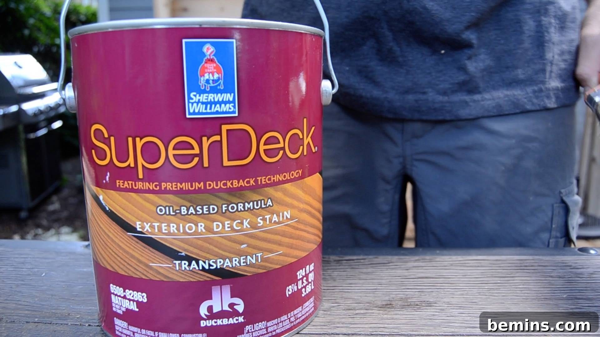 SuperDeck oil-based paint tin