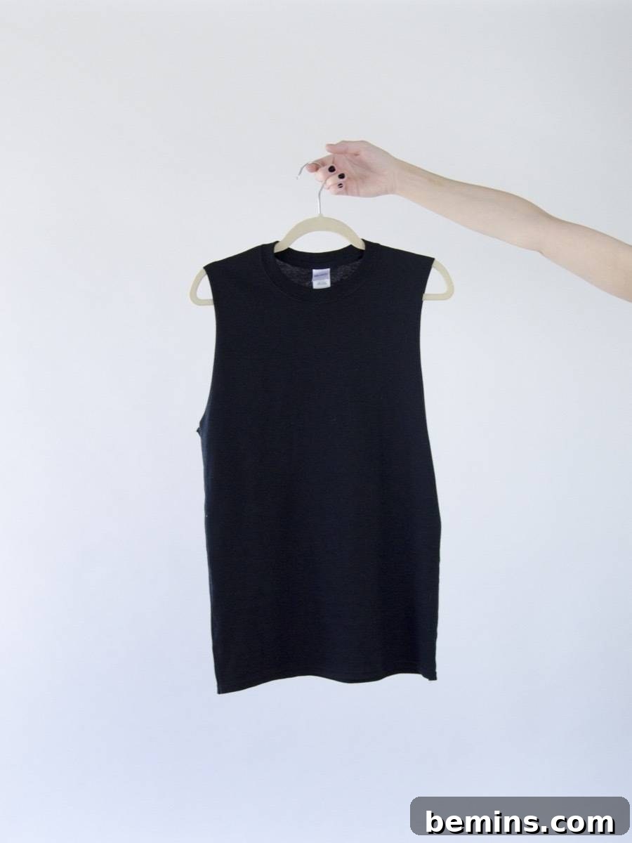 Three Creative T-Shirt Transformations 18 T-Shirt DIY Idea: How to transform a regular t-shirt into a muscle tee shirt