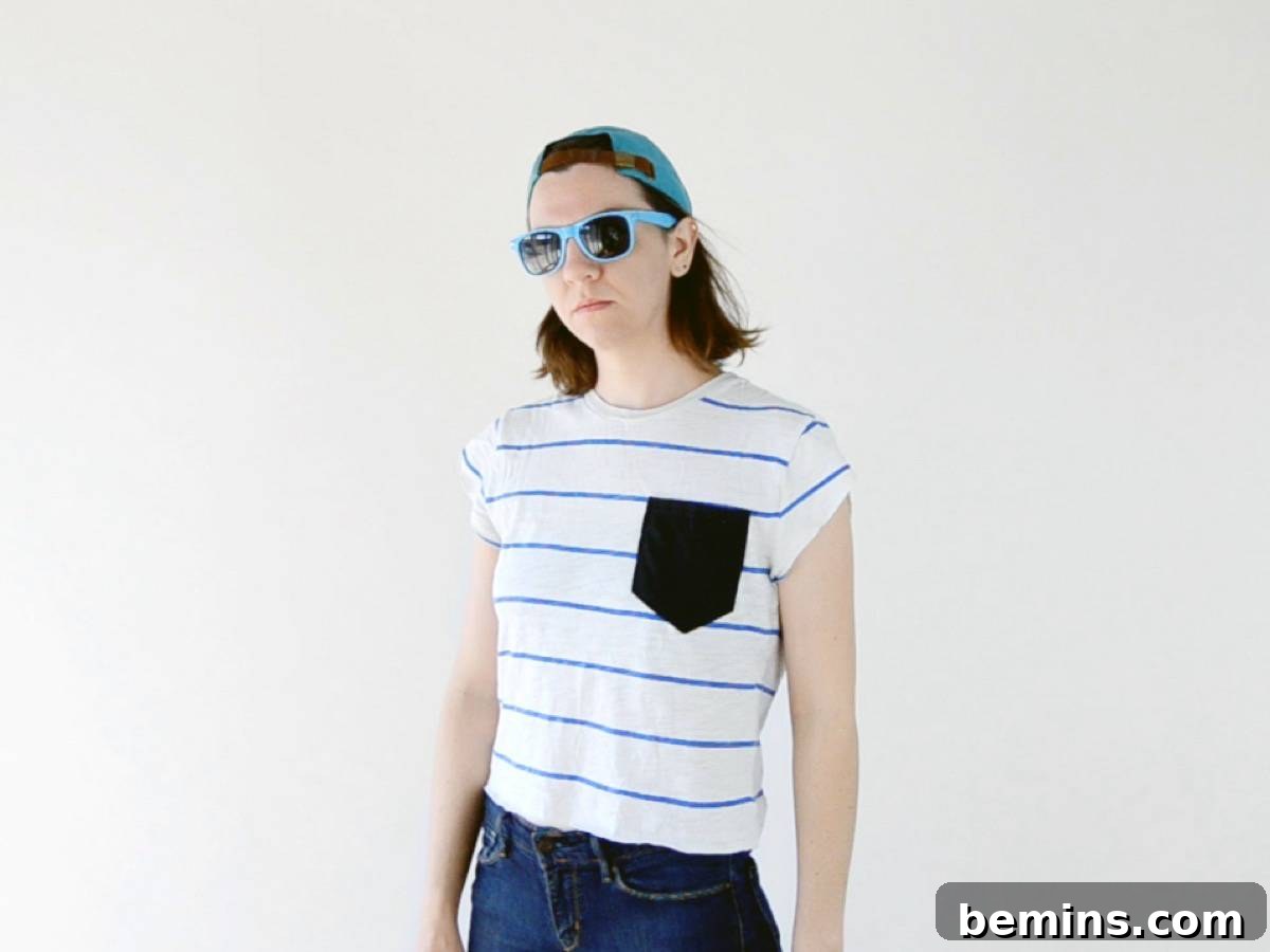 Three Creative T-Shirt Transformations 26 How to transform a regular t-shirt into a crop top with a pocket
