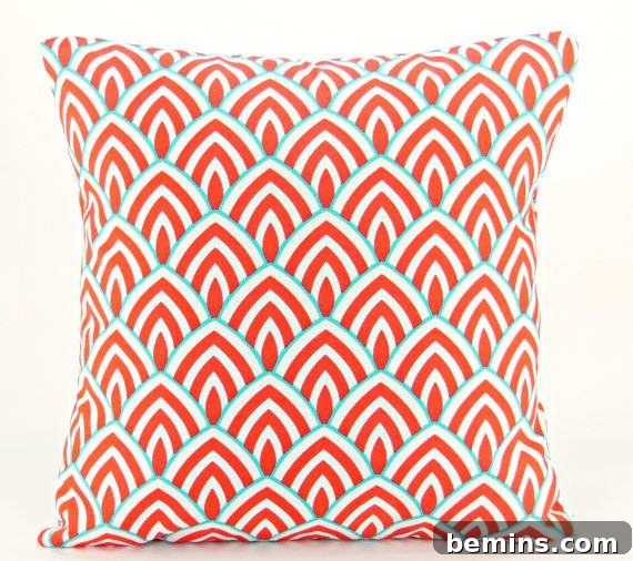 Scallops outdoor pillow