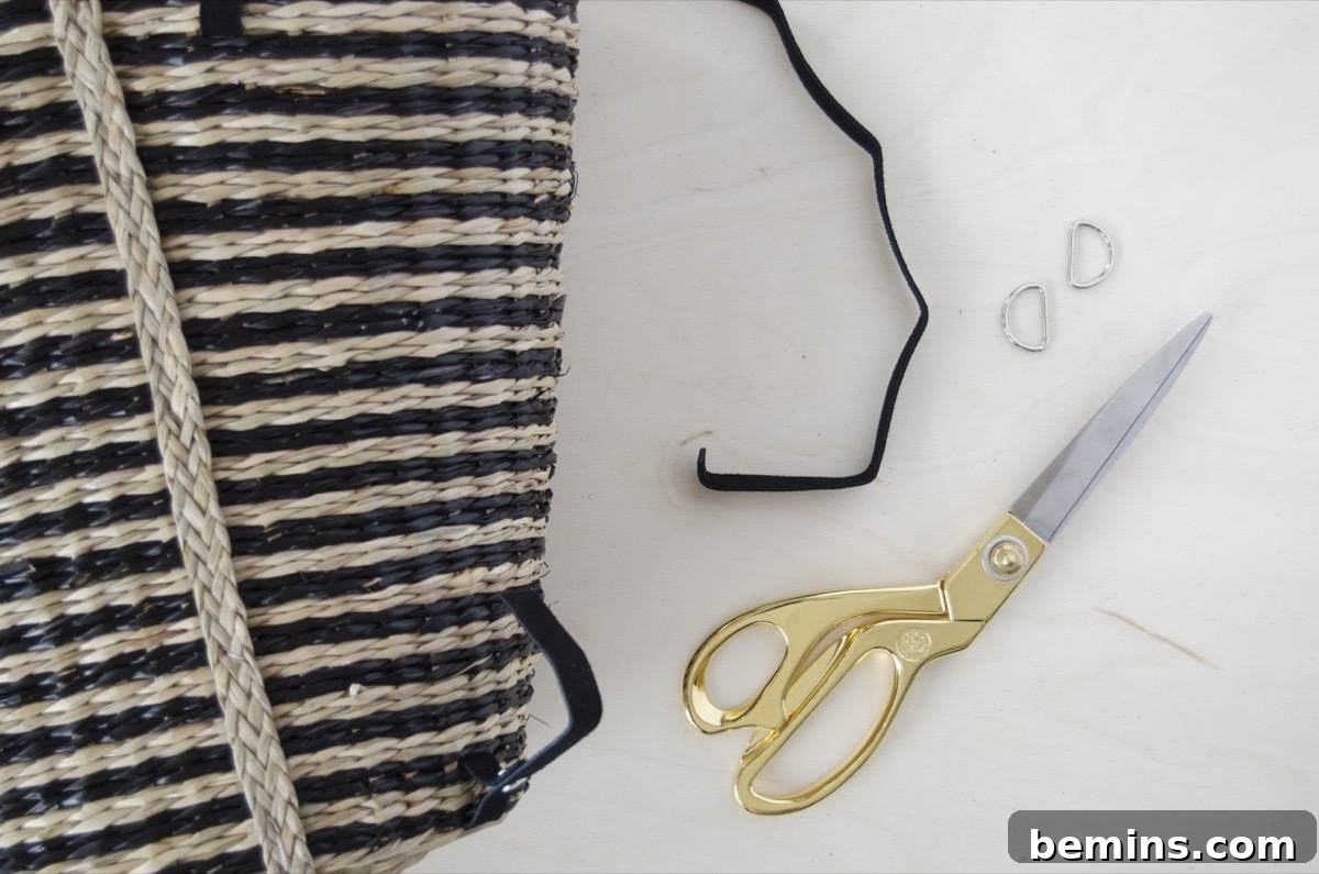 DIY Picnic Backpack - Step 5a: Cutting straps for D-ring installation