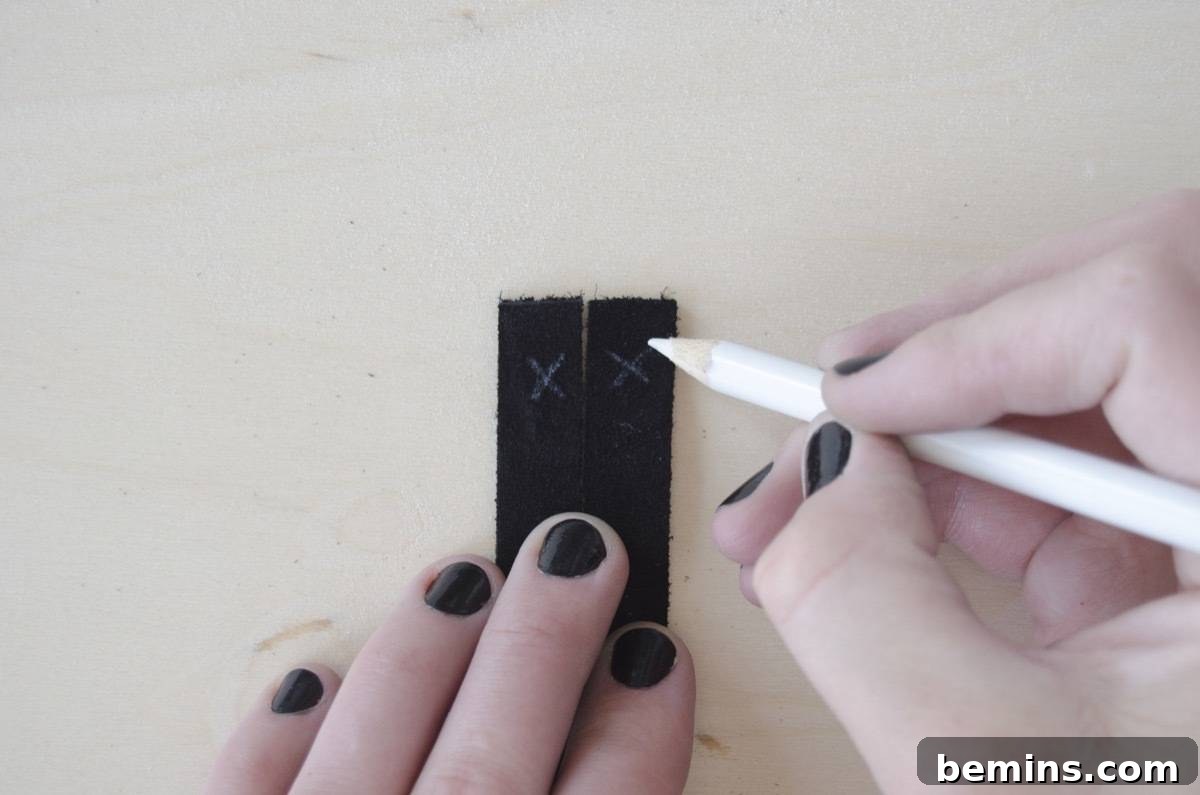 DIY Picnic Backpack - Step 2b: Transferring marks for symmetry
