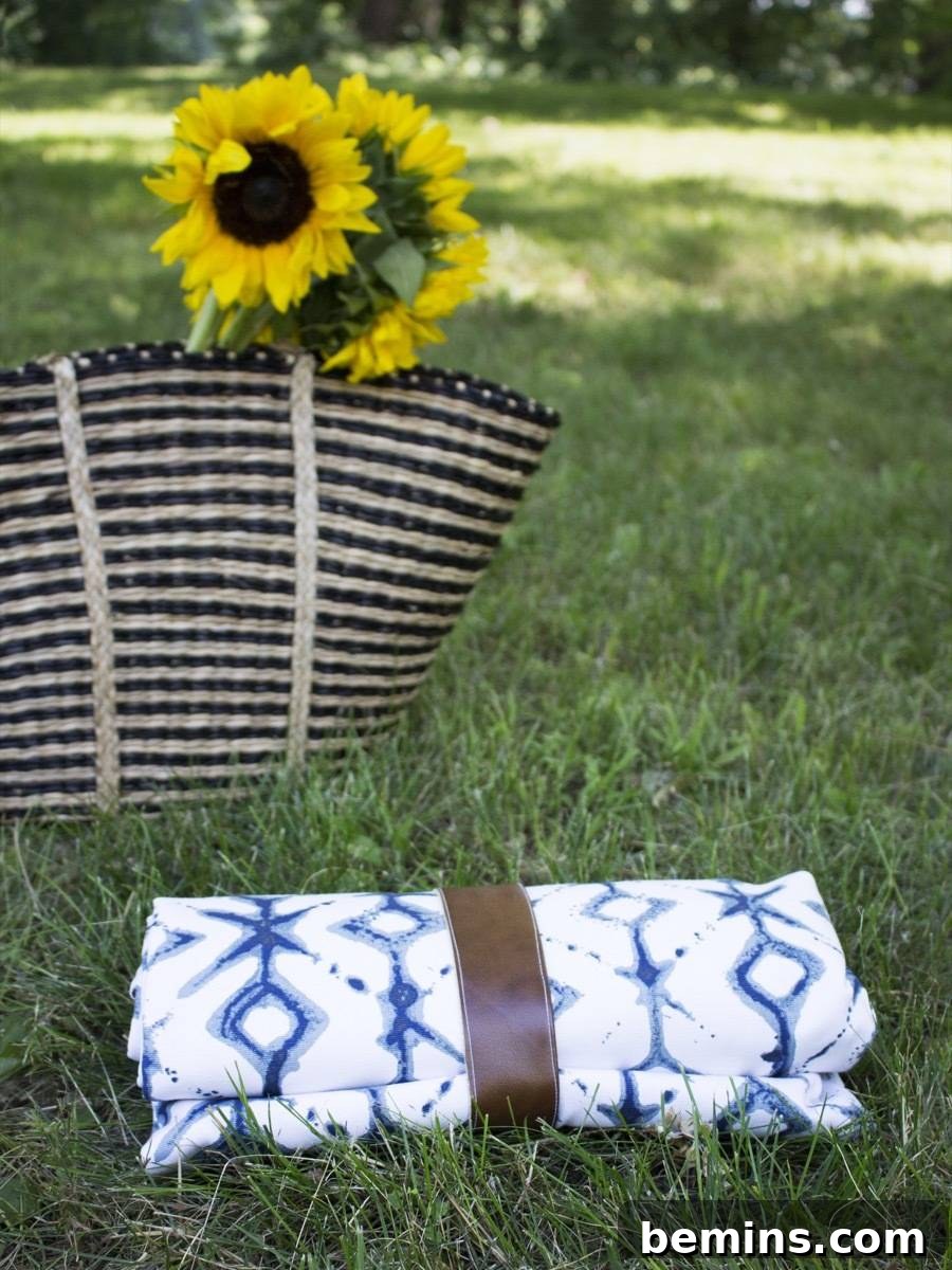 Finished DIY waterproof picnic blanket tutorial