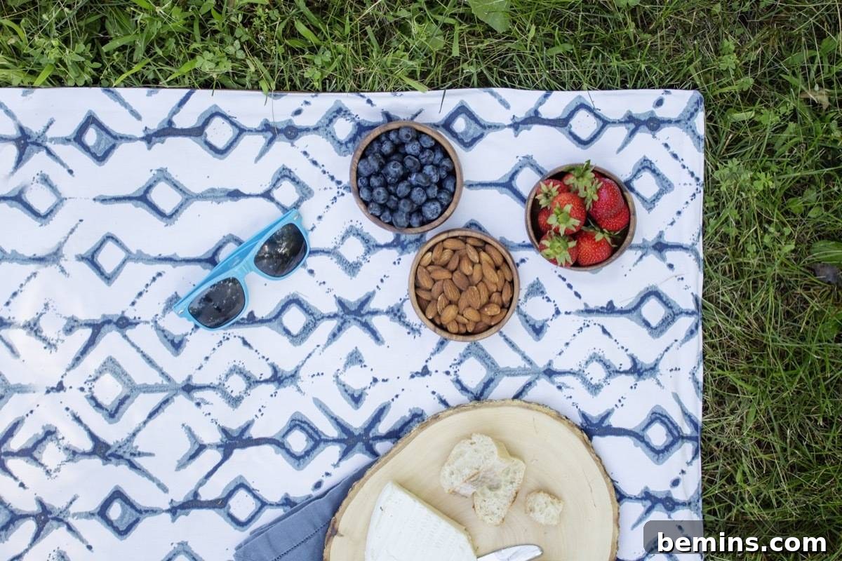 Sewn summer picnic blanket that's waterproof on the bottom