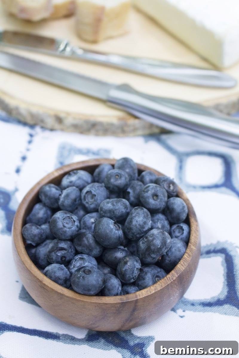 Indigo picnic blanket made with DIY instructions