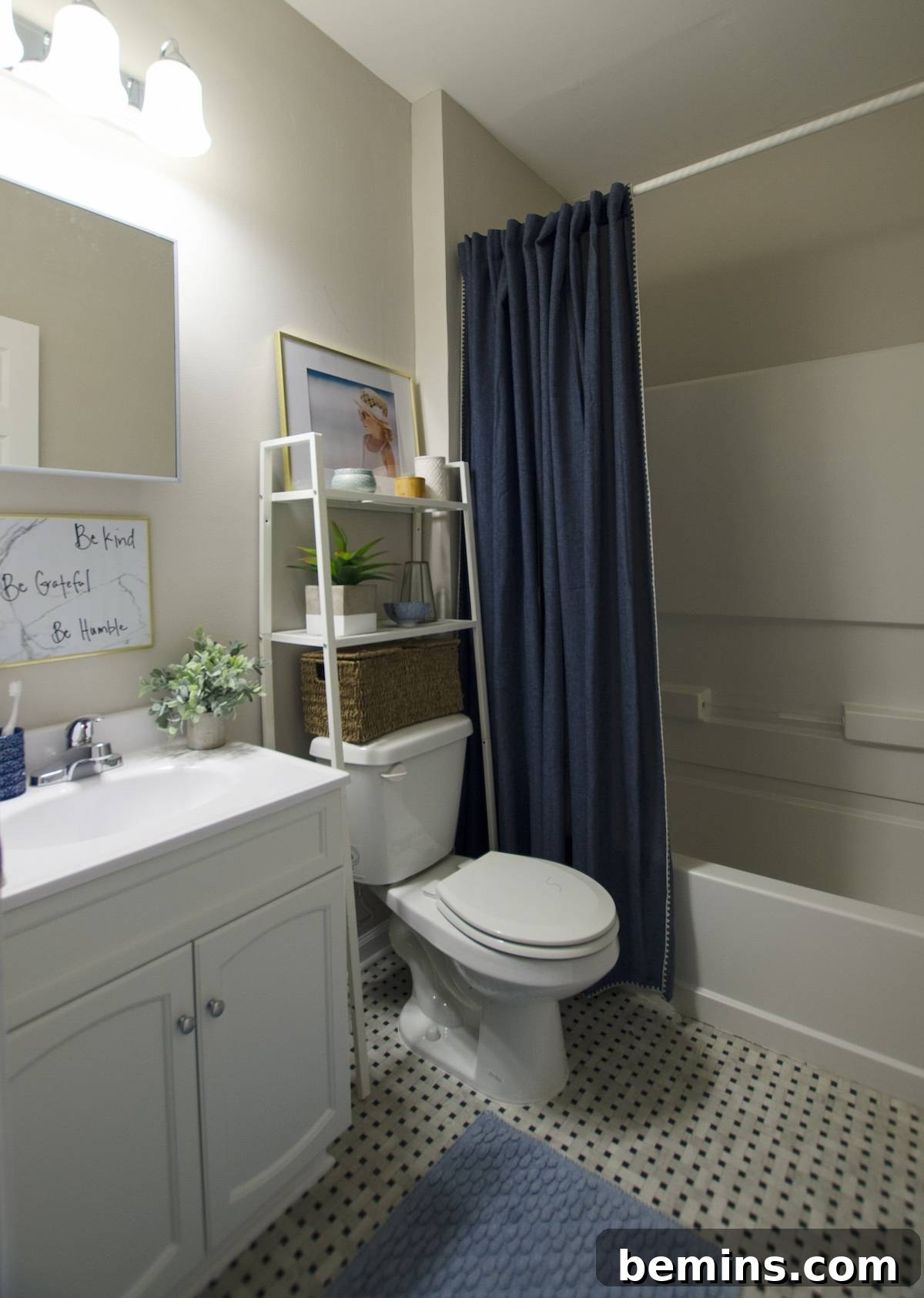 Shower Curtain and Liner Setup