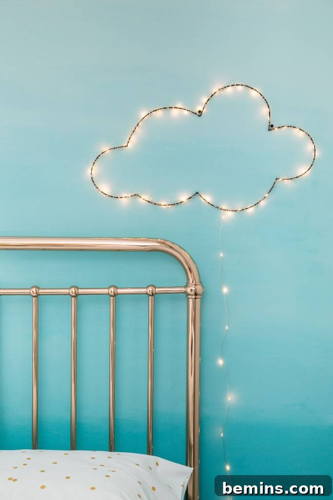 75 DIY Dorm Room Decor Ideas to Make It Your Own 28 Twinkle Light Cloud