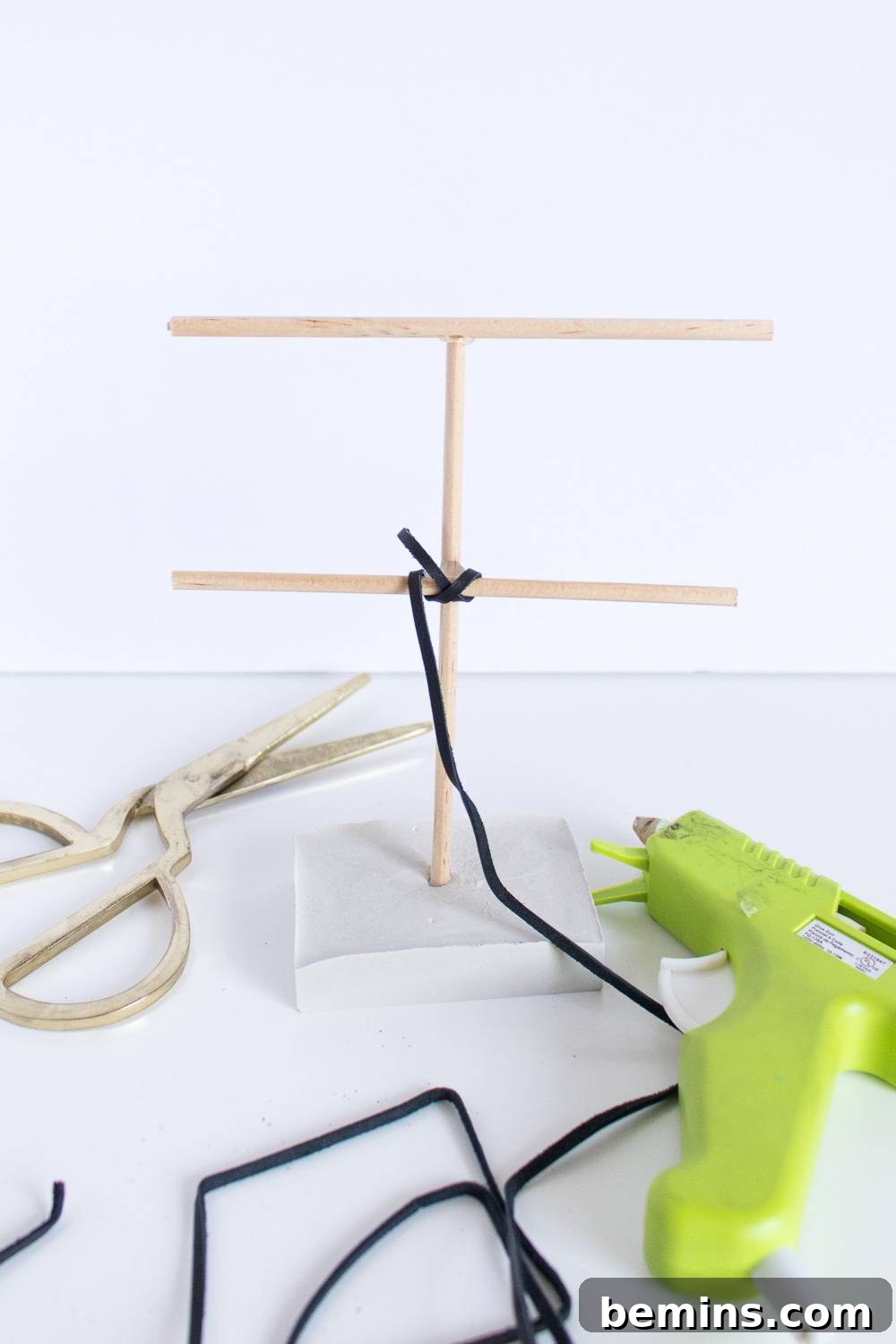 DIY concrete earring tree | Step 5